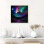 Strass- Bunte Polarlichter und Berggipfel